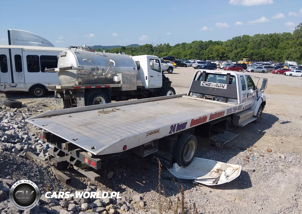 2011 Ford F-650 Xl-Xlt VIN:3FRWX6FL5BV344818 - 4