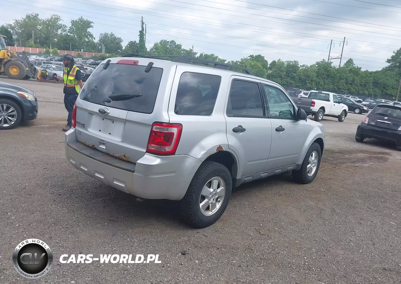 2012 Ford Escape Xlt VIN:1FMCU0D74CKA62207 - 4