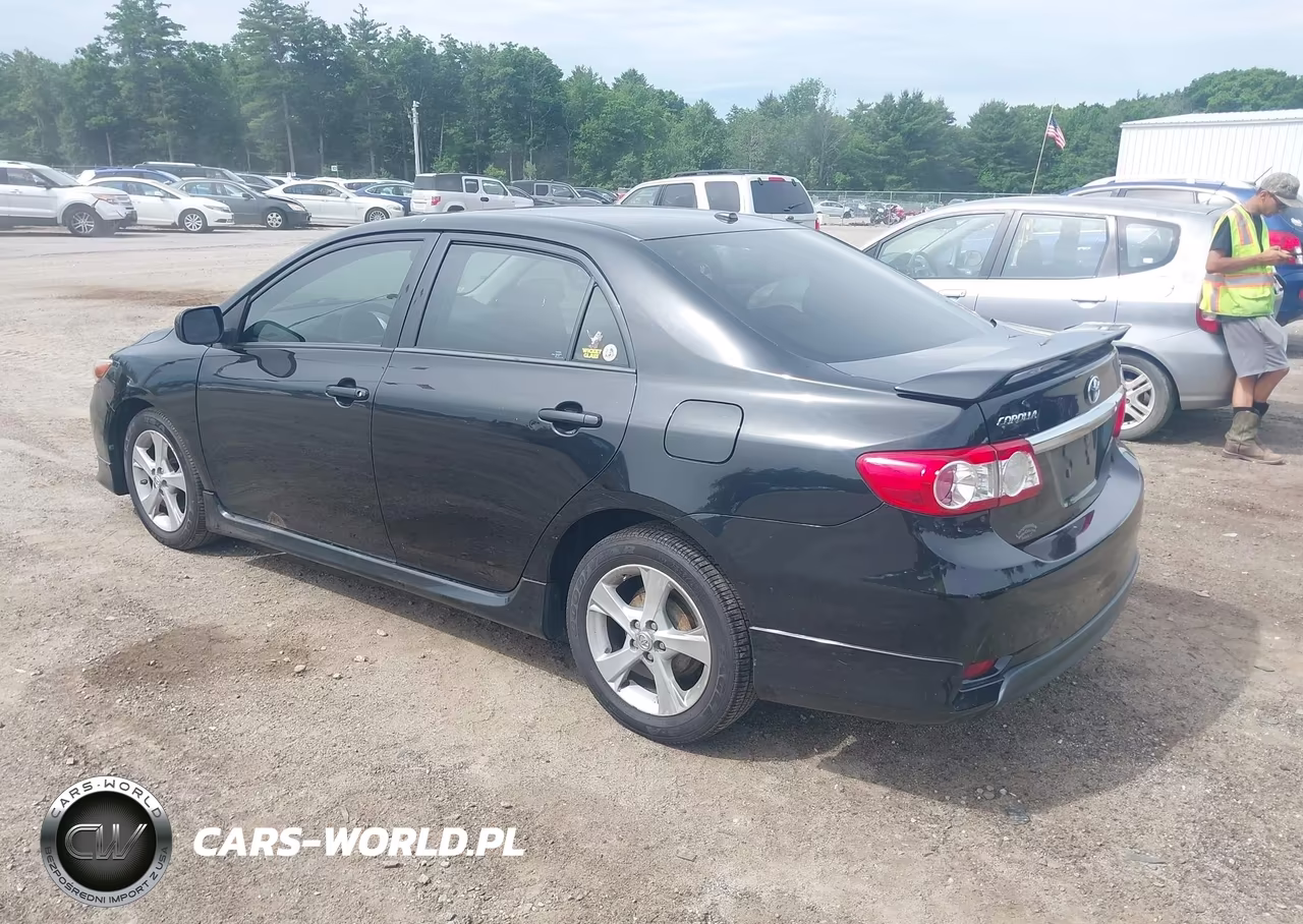 2012 Toyota Corolla S VIN:2T1BU4EE9CC885849 - 3