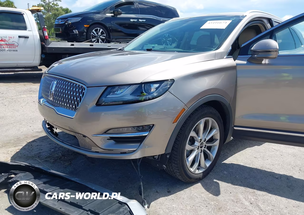 2019 Lincoln Mkc Select VIN:5LMCJ2C90KUL50183 - 6