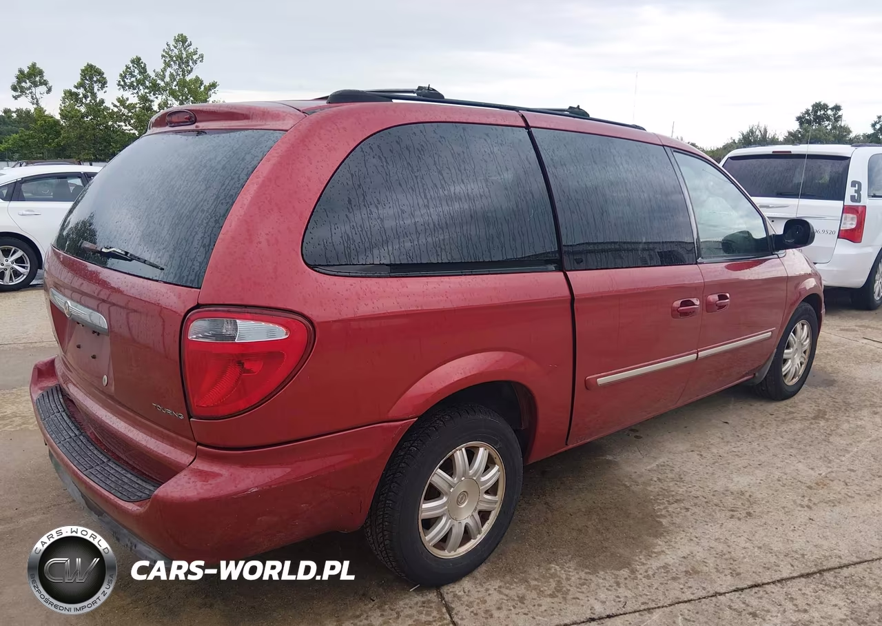 2005 Chrysler Town & Country Touring VIN:2C4GP54L45R541688 - 4
