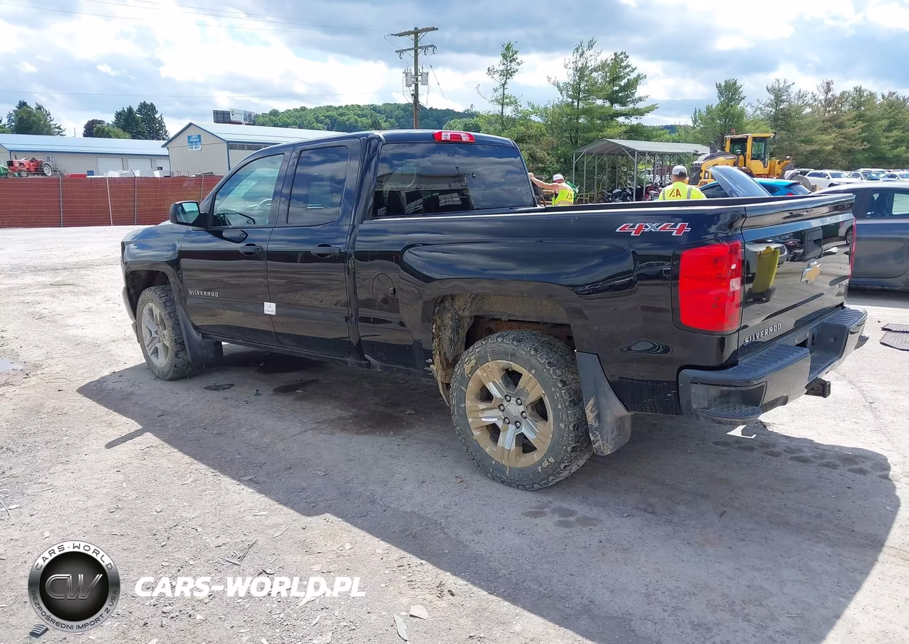 2017 Chevrolet Silverado 1500 Custom VIN:1GCVKPEC5HZ233052 - 3