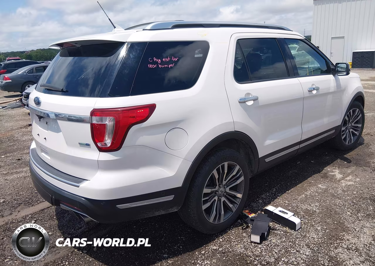 2018 Ford Explorer Platinum VIN:1FM5K8HT7JGC48280 - 4