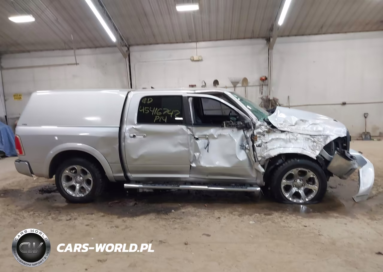 2014 Ram 1500 Laramie VIN:1C6RR7NT8ES434338 - 13