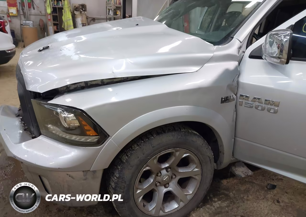 2014 Ram 1500 Laramie VIN:1C6RR7NT8ES434338 - 6