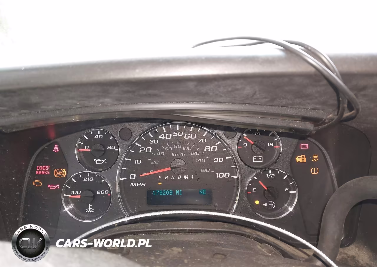 2011 Chevrolet Express 2500 Work Van VIN:1GCWGFBA0B1103933 - 7
