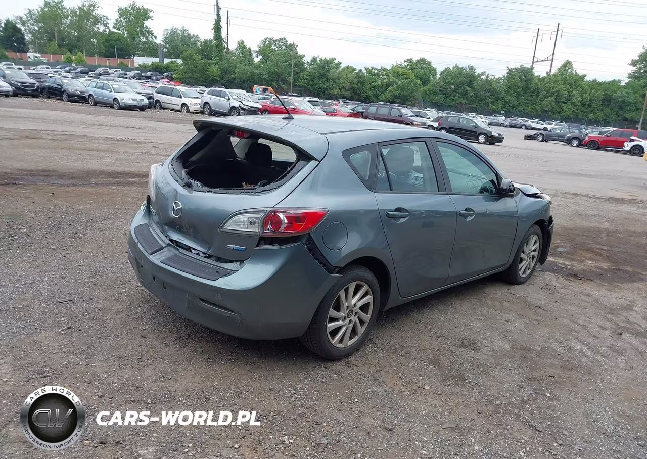 2013 Mazda Mazda3 I Touring VIN:JM1BL1LPXD1755879 - 4