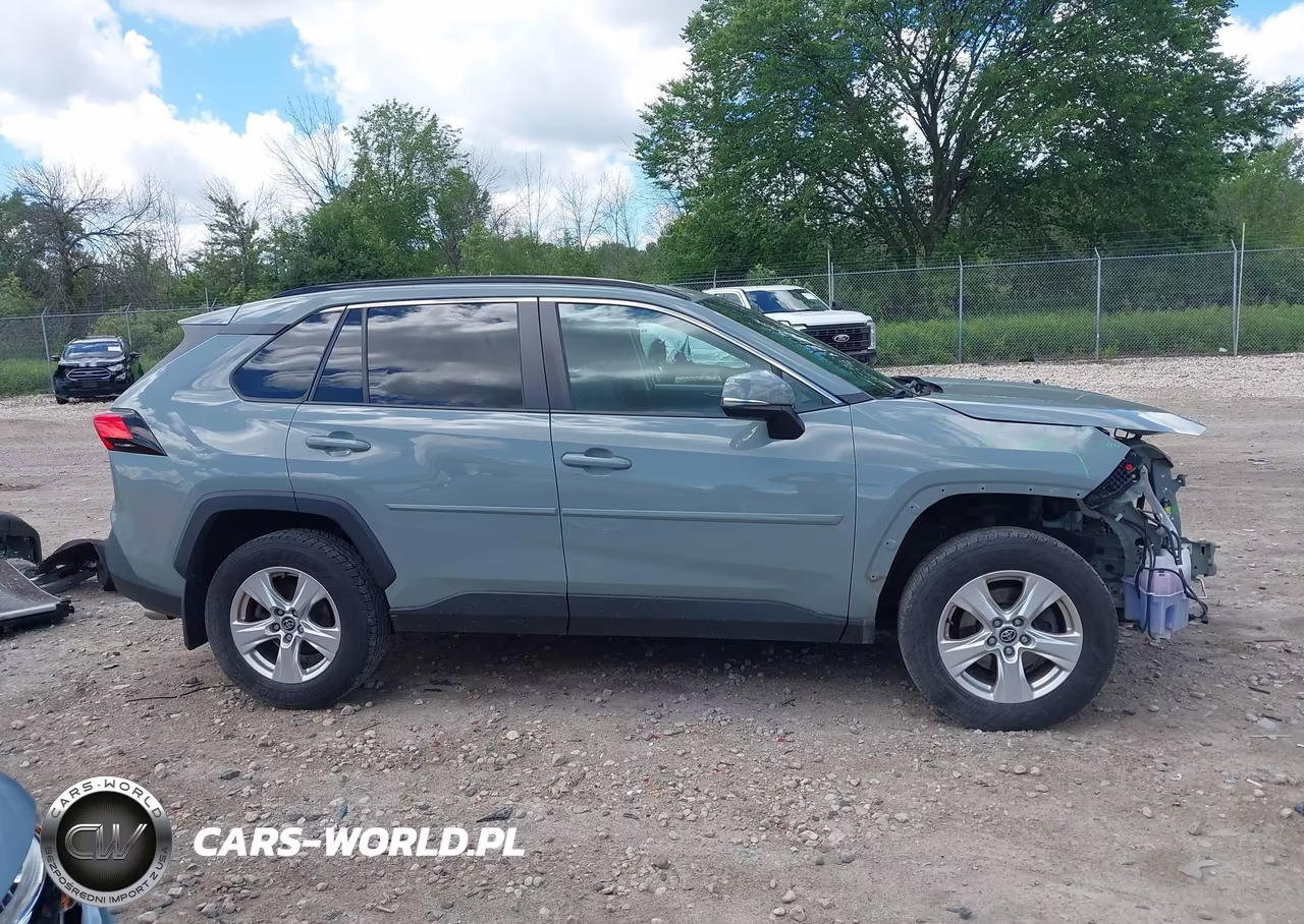 2020 Toyota Rav4 Xle VIN:2T3P1RFV4LW116417 - 14