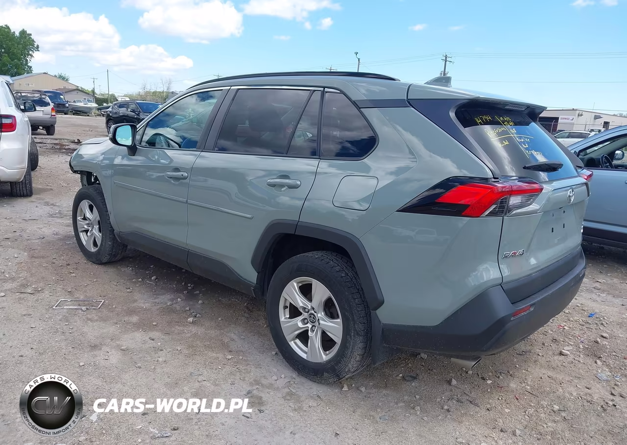 2020 Toyota Rav4 Xle VIN:2T3P1RFV4LW116417 - 3