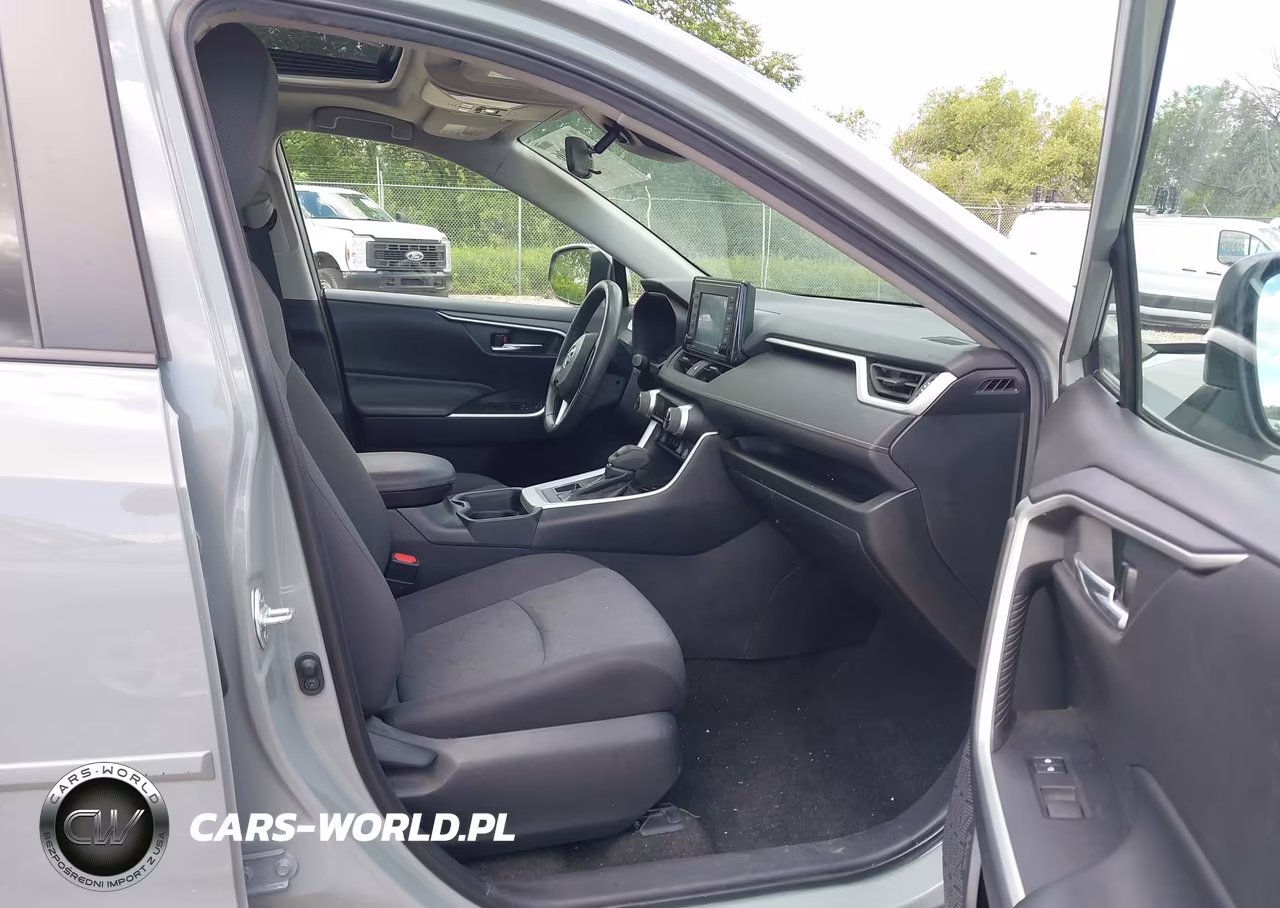 2020 Toyota Rav4 Xle VIN:2T3P1RFV4LW116417 - 5