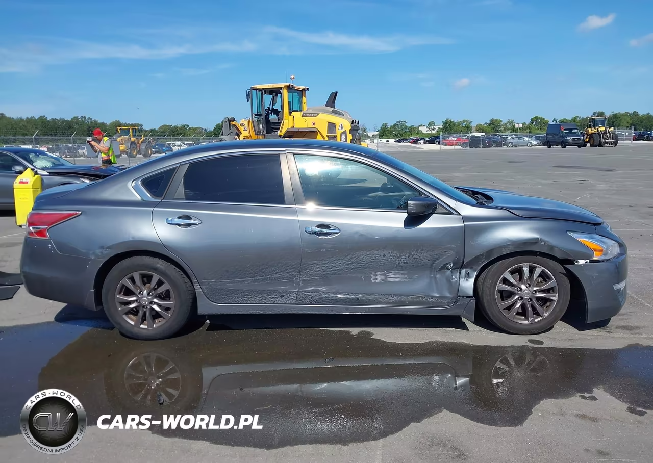 2014 Nissan Altima 2.5 S VIN:1N4AL3APXEC327848 - 14