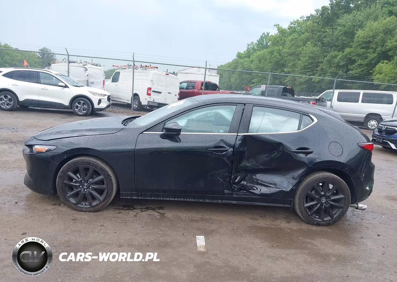 2024 Mazda Mazda3 2.5 S Select Sport VIN:JM1BPAKM1R1720831 - 14