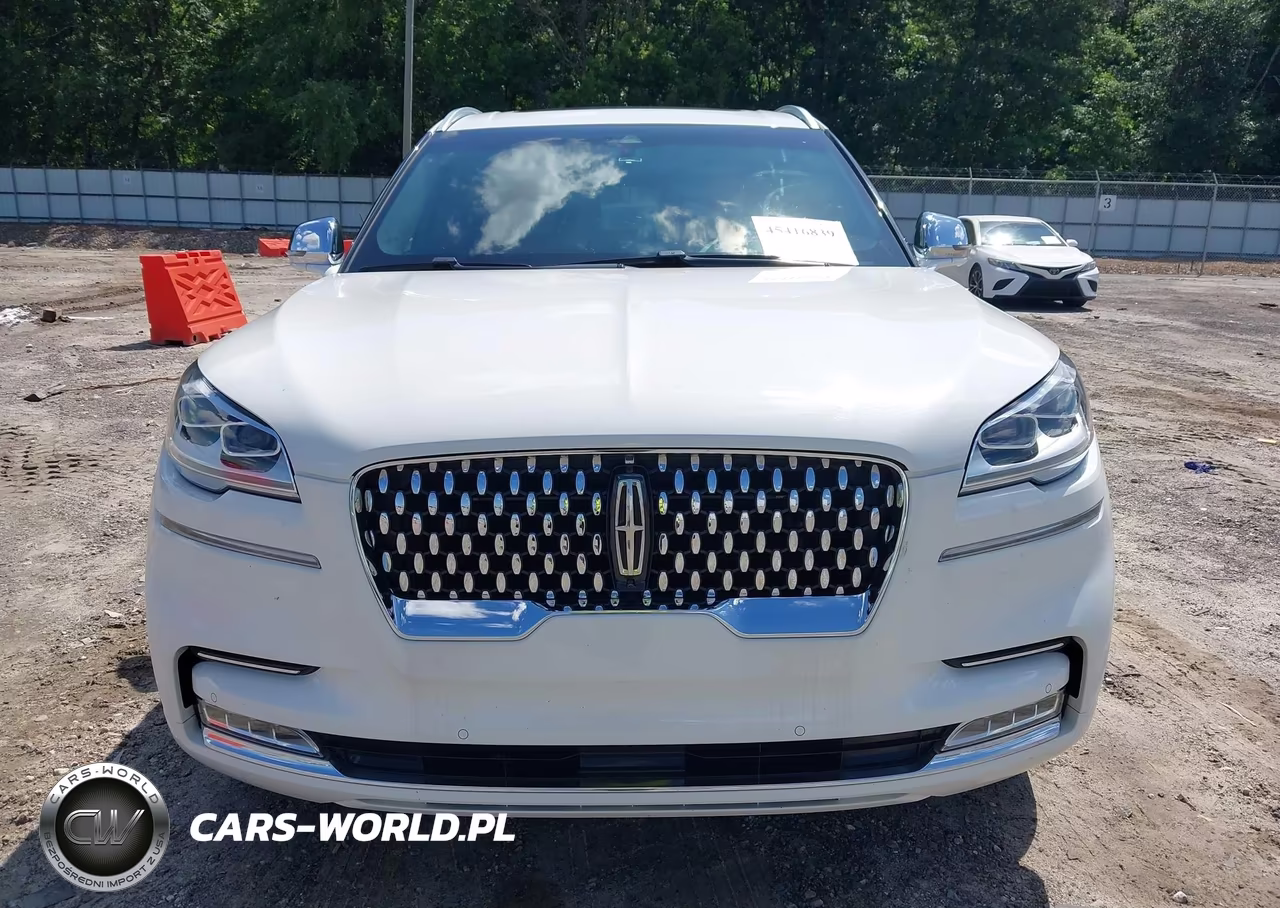 2020 Lincoln Aviator Black Label VIN:5LM5J9XC8LGL01840 - 12
