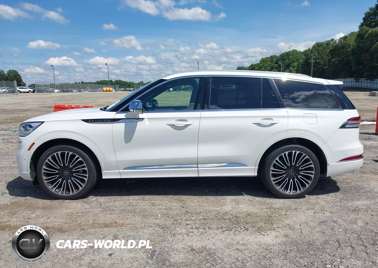 2020 Lincoln Aviator Black Label VIN:5LM5J9XC8LGL01840 - 14