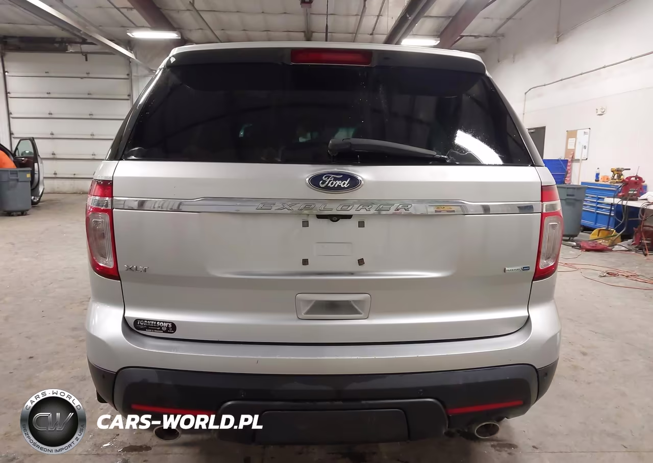 2015 Ford Explorer Xlt VIN:1FM5K8D80FGA26074 - 16