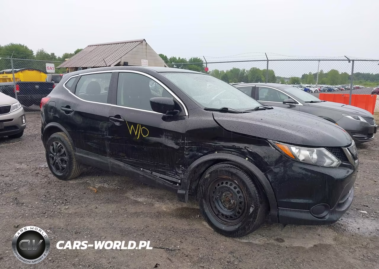 2019 Nissan Rogue Sport S – zdjęcie 1 z 17