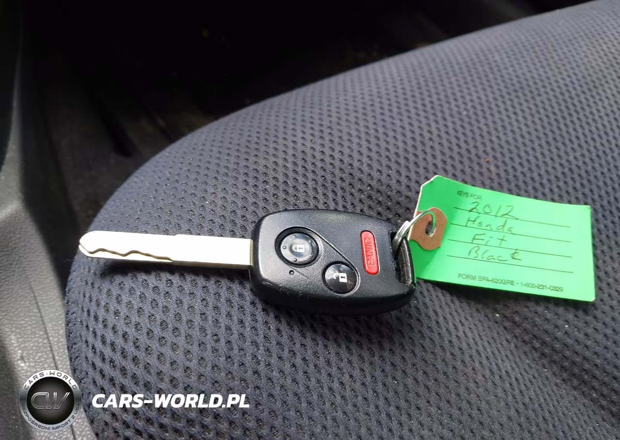 2012 Honda Fit Sport VIN:JHMGE8H54CC019246 - 11