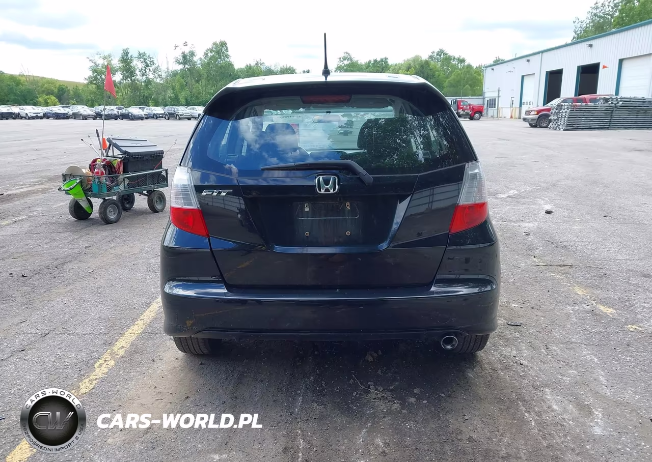 2012 Honda Fit Sport VIN:JHMGE8H54CC019246 - 16