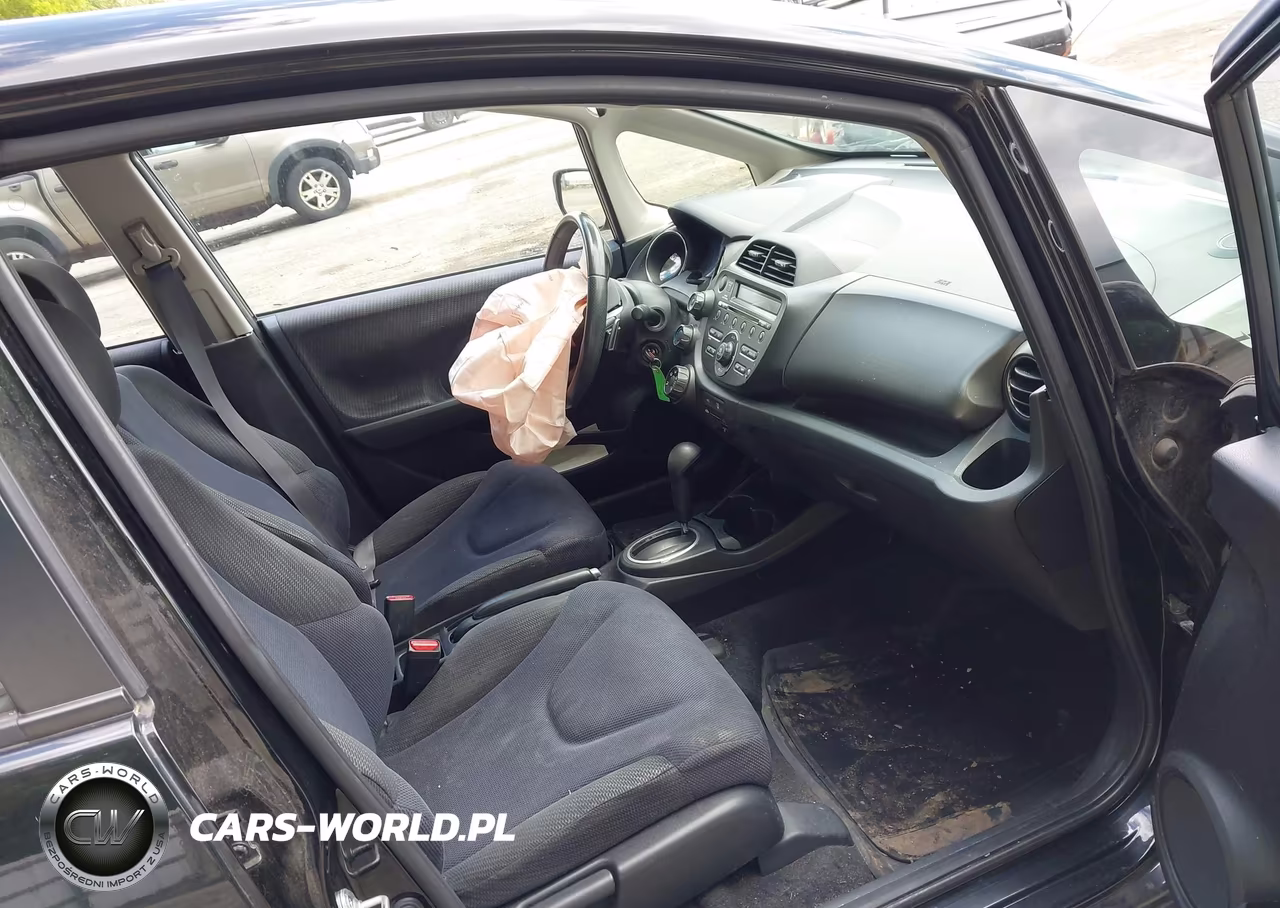 2012 Honda Fit Sport VIN:JHMGE8H54CC019246 - 5