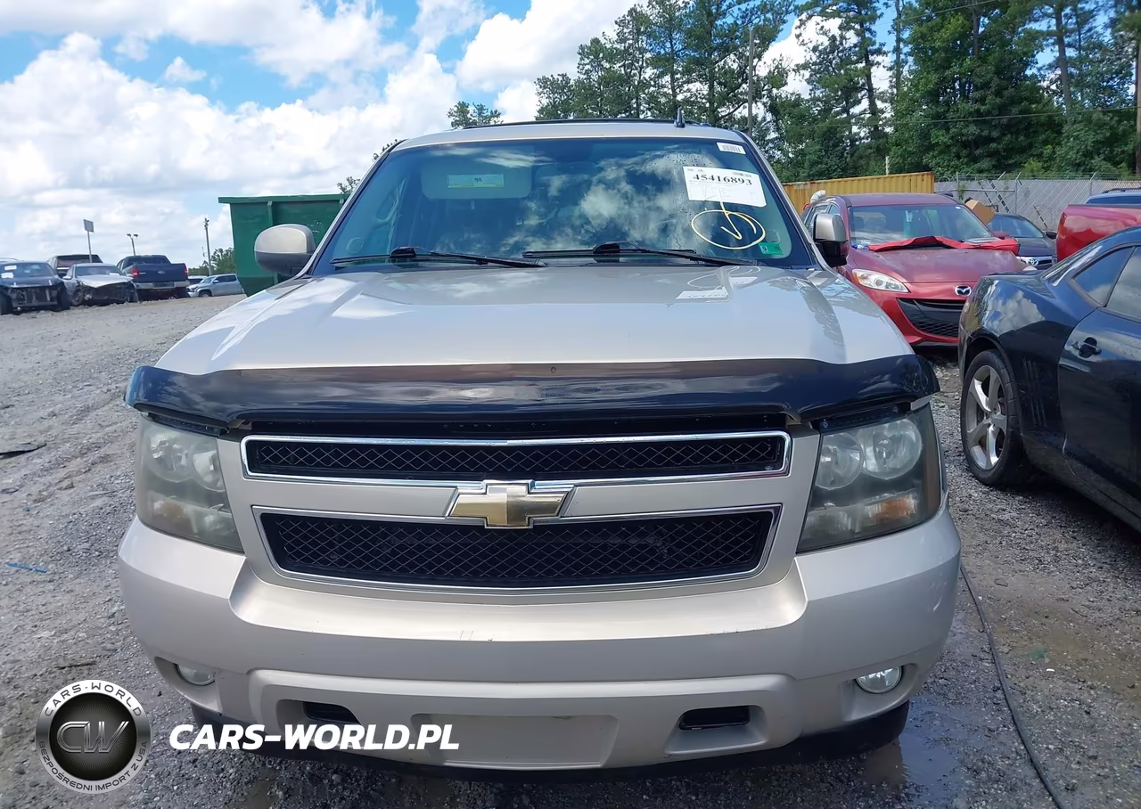 2010 Chevrolet Tahoe Lt VIN:1GNMCBE35AR215255 - 13