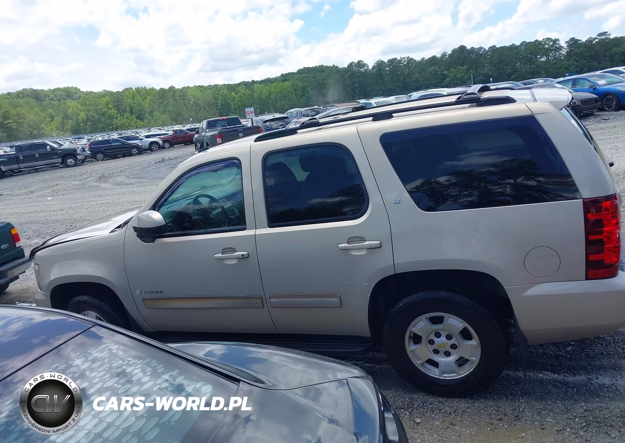 2010 Chevrolet Tahoe Lt VIN:1GNMCBE35AR215255 - 15