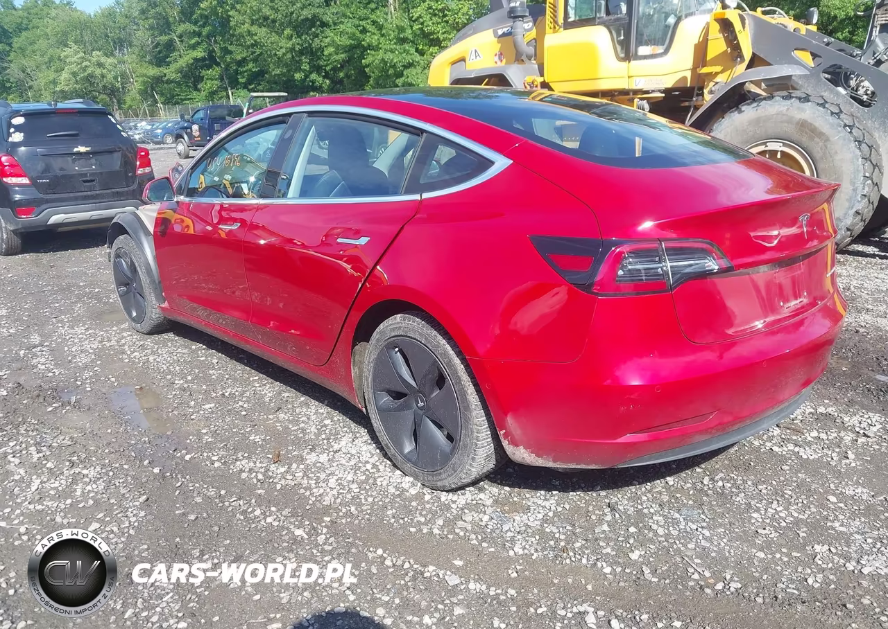 2018 Tesla Model 3 Long Range-Performance VIN:5YJ3E1EB6JF133668 - 3
