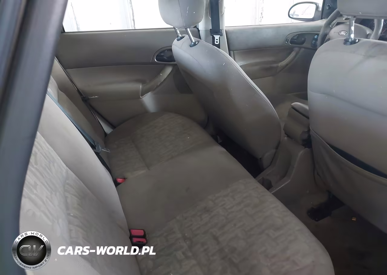 2005 Ford Focus Zxw VIN:1FAFP36N35W240129 - 8