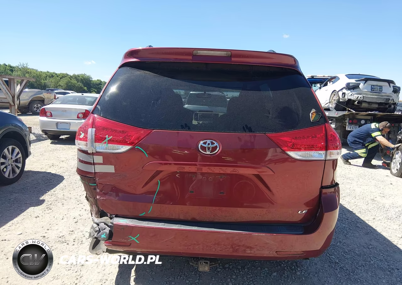2011 Toyota Sienna Le V6 VIN:5TDKK3DC1BS086766 - 6