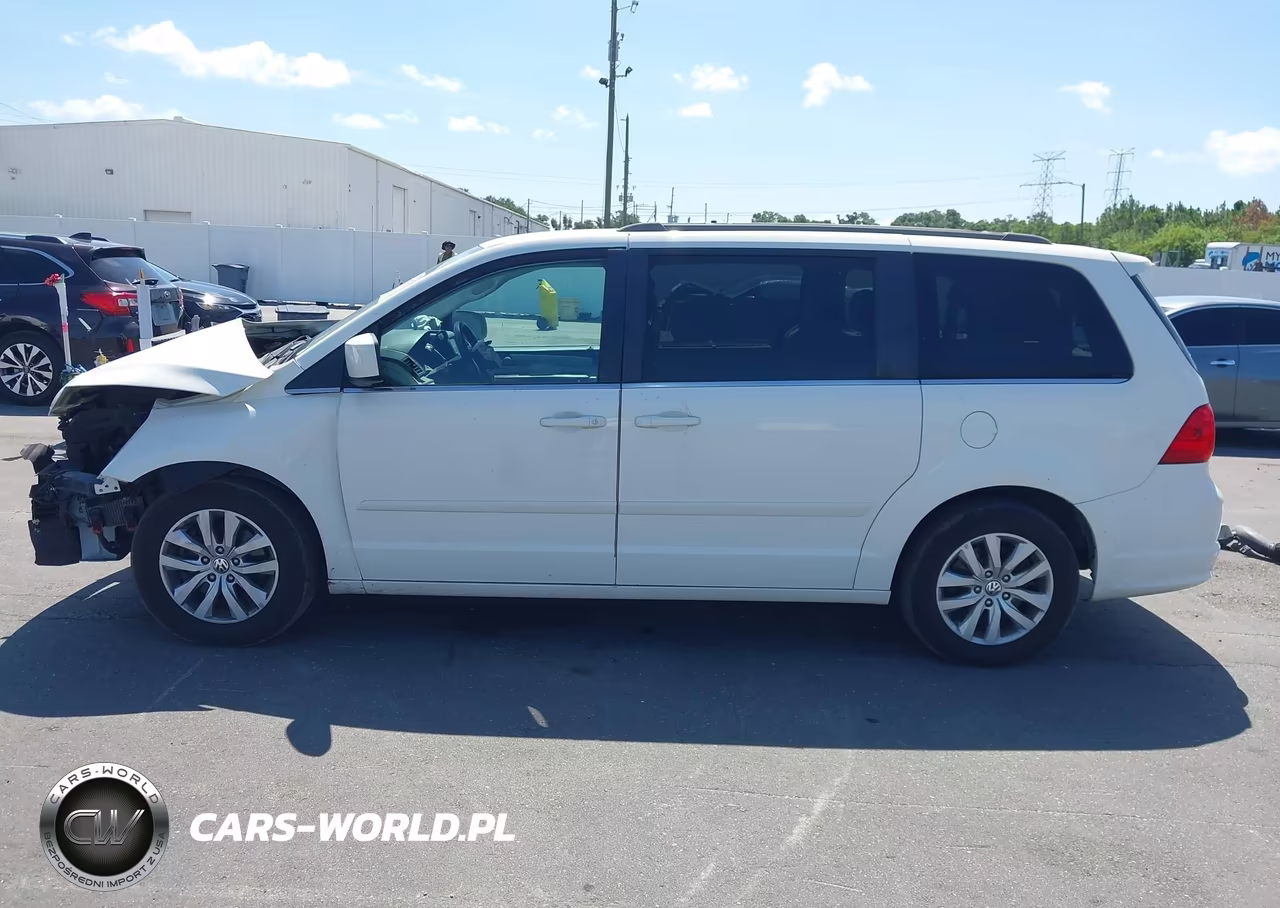 2012 Volkswagen Routan Se VIN:2C4RVABGXCR390690 - 15