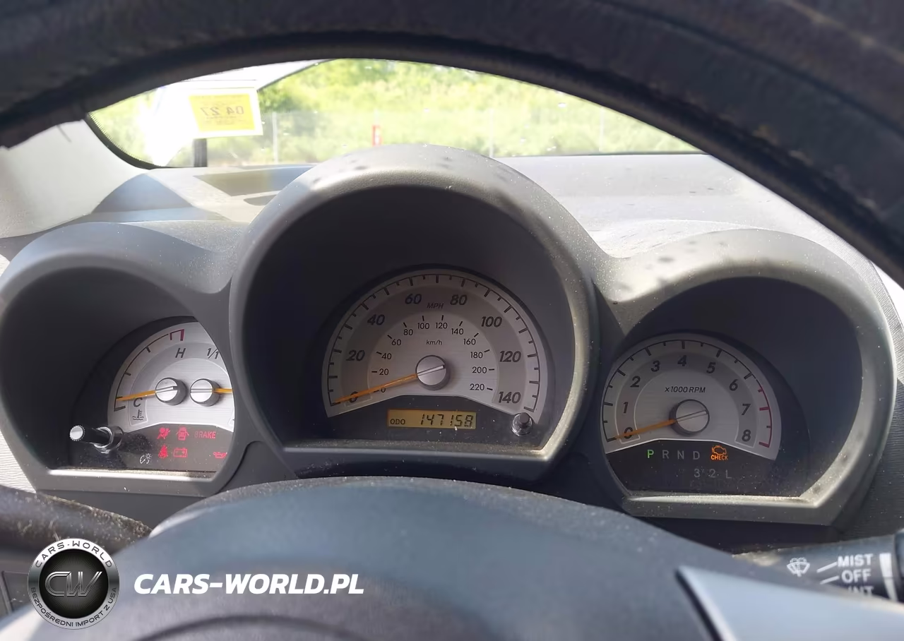2007 Scion Tc VIN:JTKDE177670206812 - 7