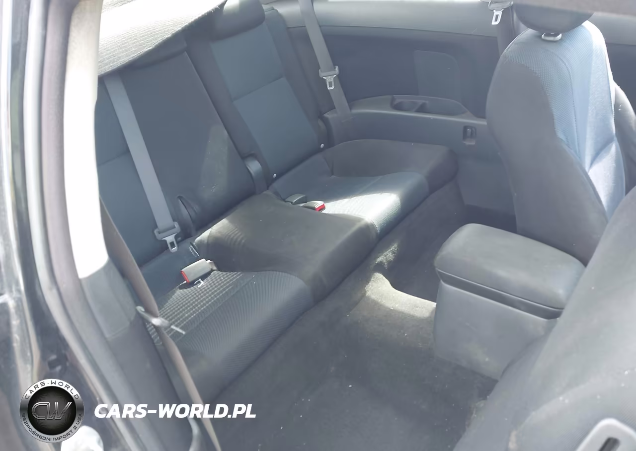 2007 Scion Tc VIN:JTKDE177670206812 - 8