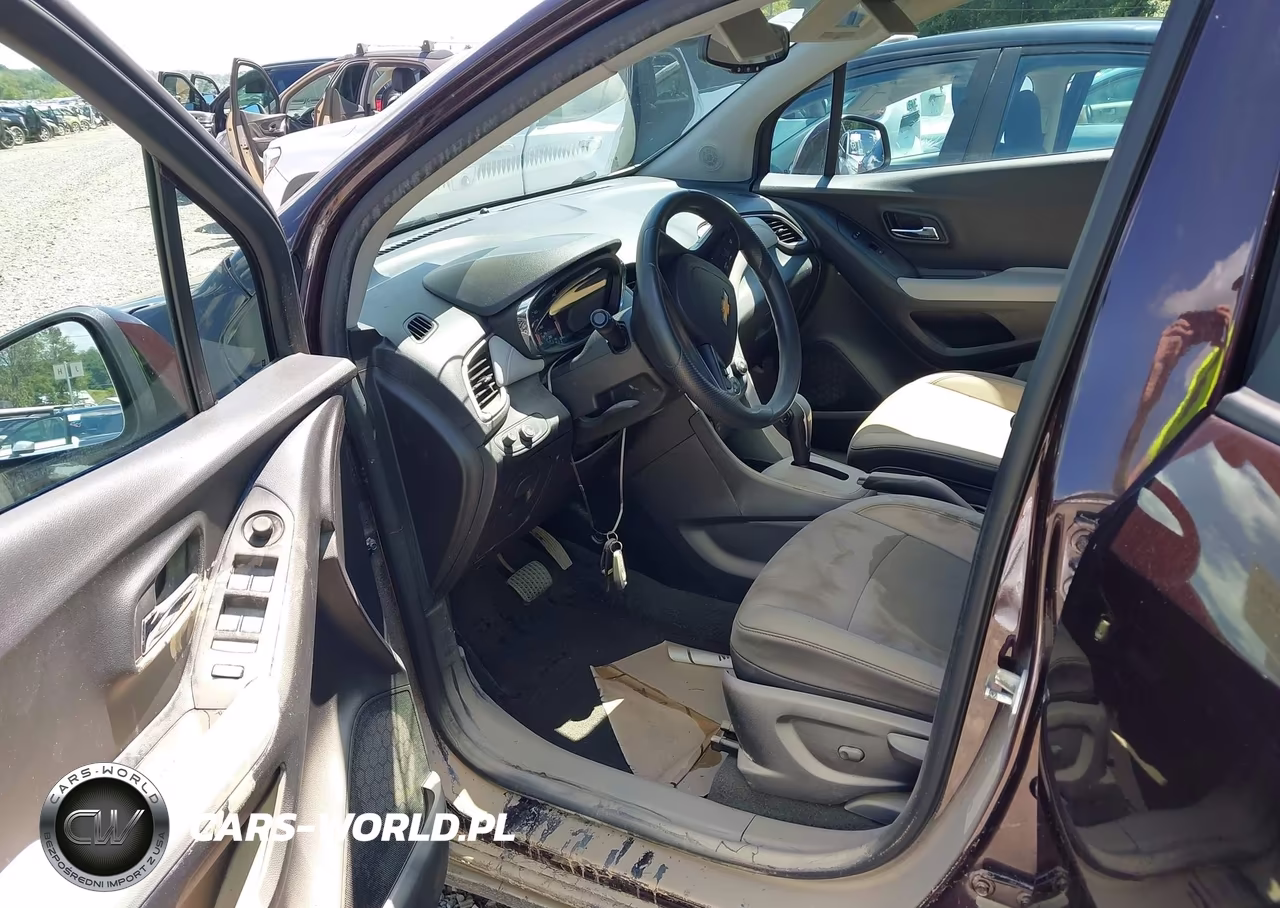 2021 Chevrolet Trax Awd Lt VIN:KL7CJPSM9MB371149 - 5