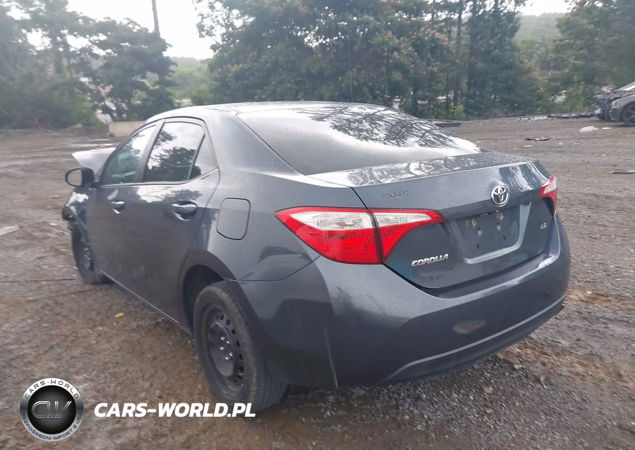 2015 Toyota Corolla Le VIN:2T1BURHE8FC349083 - 3