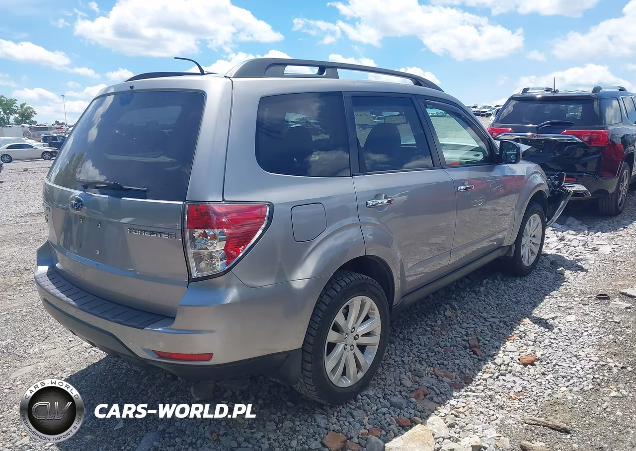 2011 Subaru Forester 2.5X Premium VIN:JF2SHBDC2BG768317 - 4