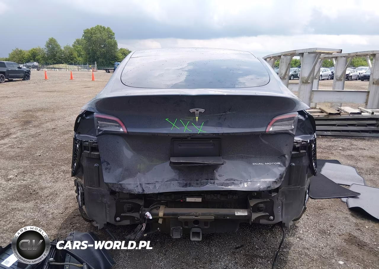 2021 Tesla Model Y Long Range Dual Motor All-Wheel Drive VIN:5YJYGDEE2MF187887 - 17
