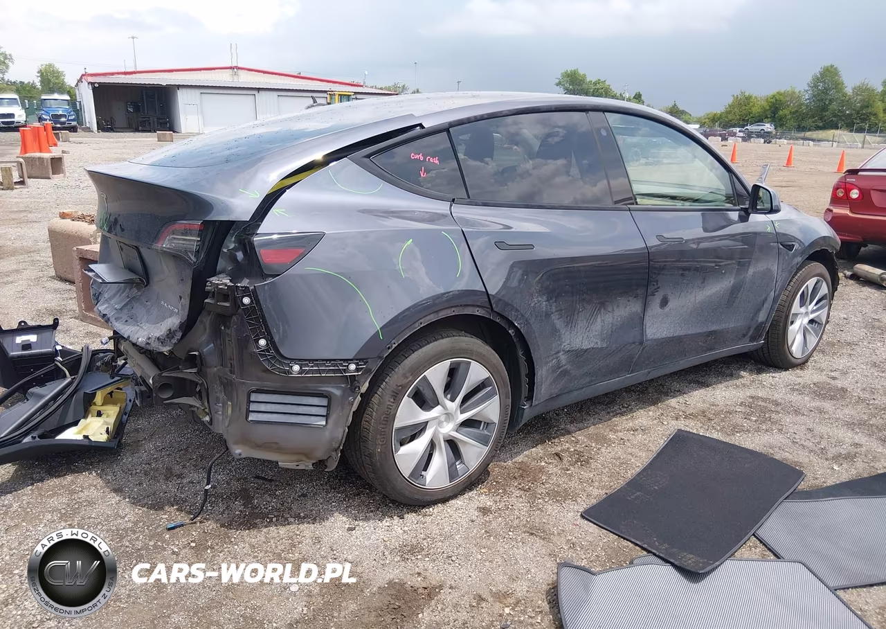 2021 Tesla Model Y Long Range Dual Motor All-Wheel Drive VIN:5YJYGDEE2MF187887 - 4