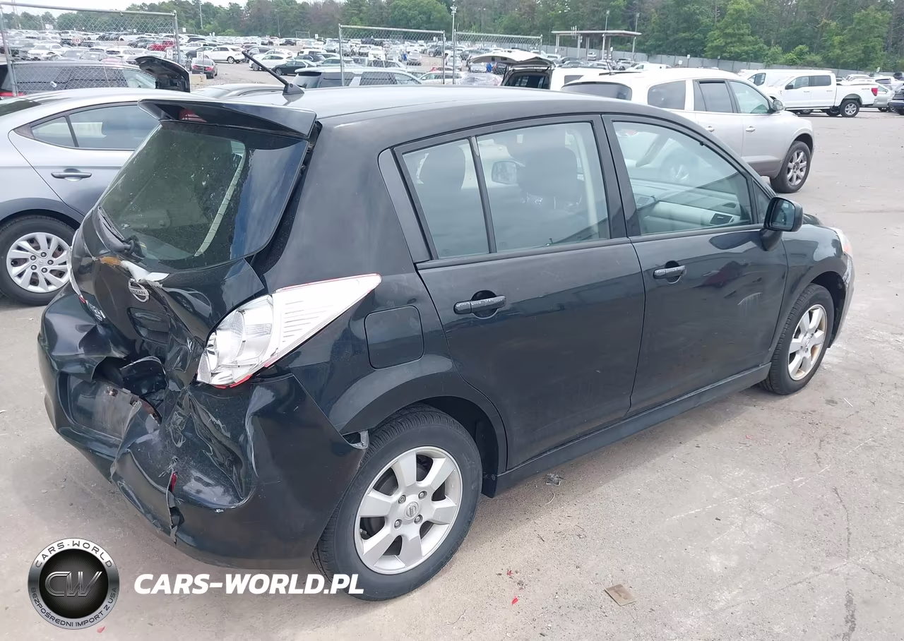 2010 Nissan Versa 1.8Sl VIN:3N1BC1CP7AL376314 - 4