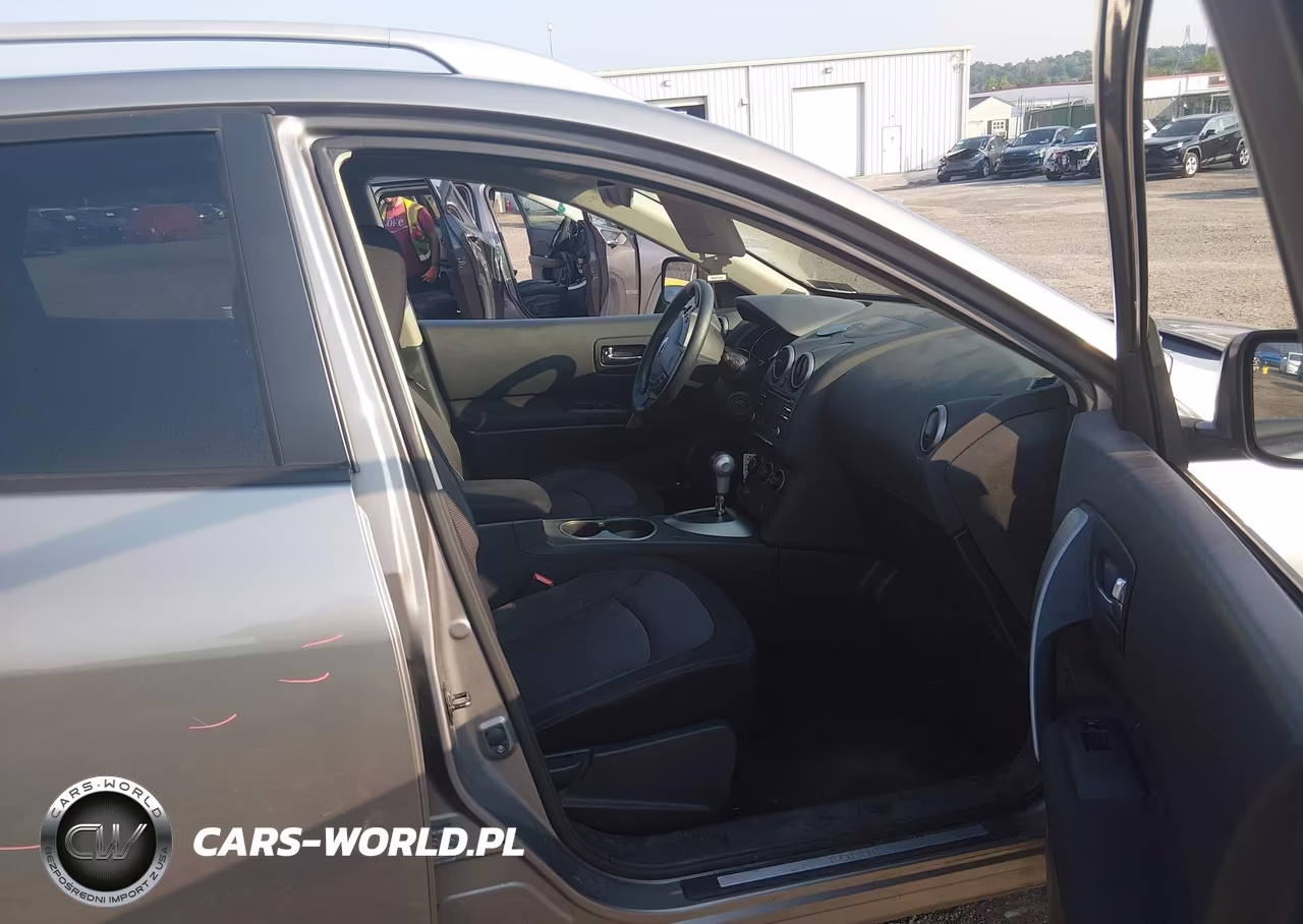 2013 Nissan Rogue Sv VIN:JN8AS5MV2DW123579 - 5