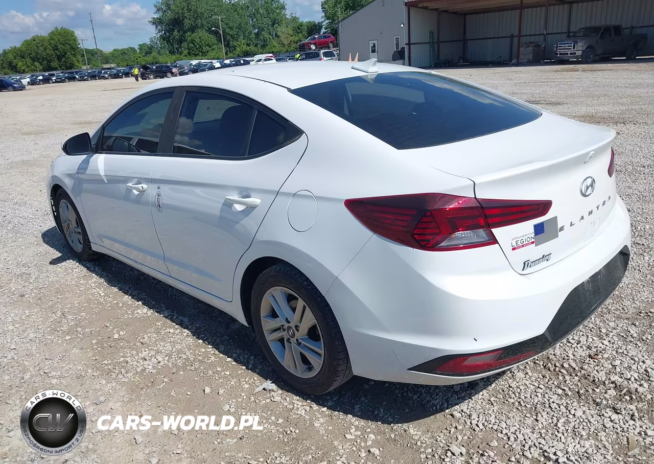 2020 Hyundai Elantra Sel VIN:5NPD84LFXLH569043 - 3