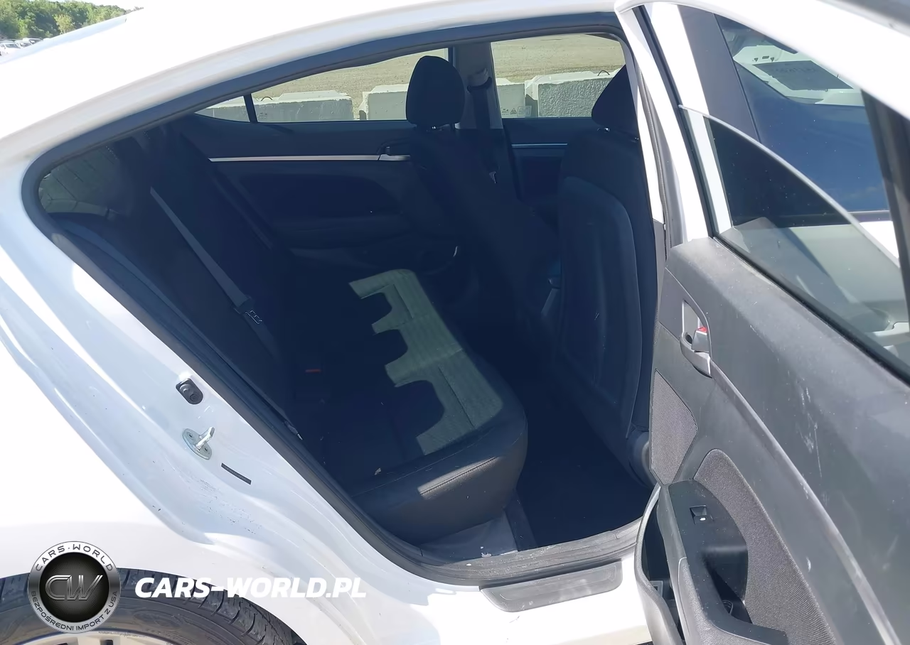 2020 Hyundai Elantra Sel VIN:5NPD84LFXLH569043 - 8
