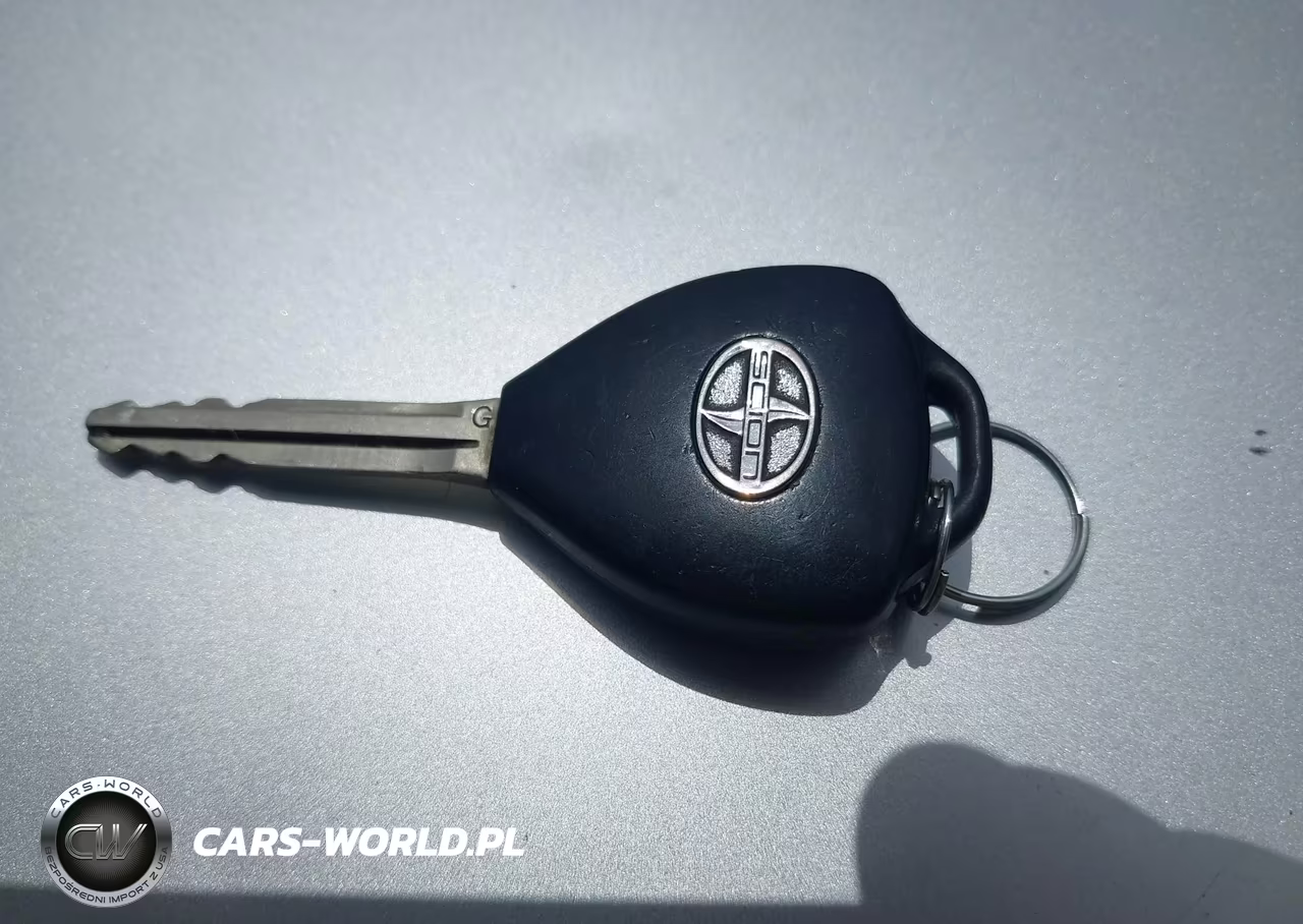 2011 Scion Tc VIN:JTKJF5C71B3018980 - 11