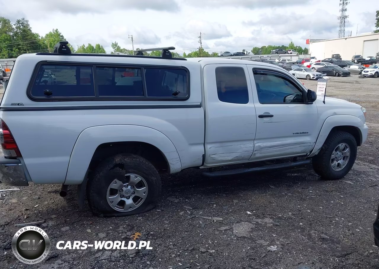 2012 Toyota Tacoma Prerunner VIN:5TFTX4GNXCX011391 - 11