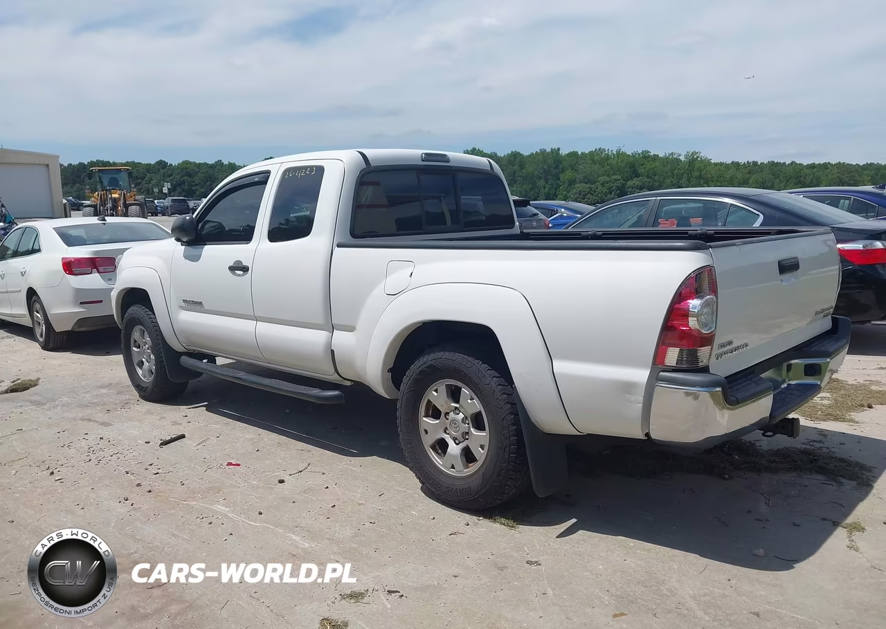 2012 Toyota Tacoma Prerunner VIN:5TFTX4GNXCX011391 - 3