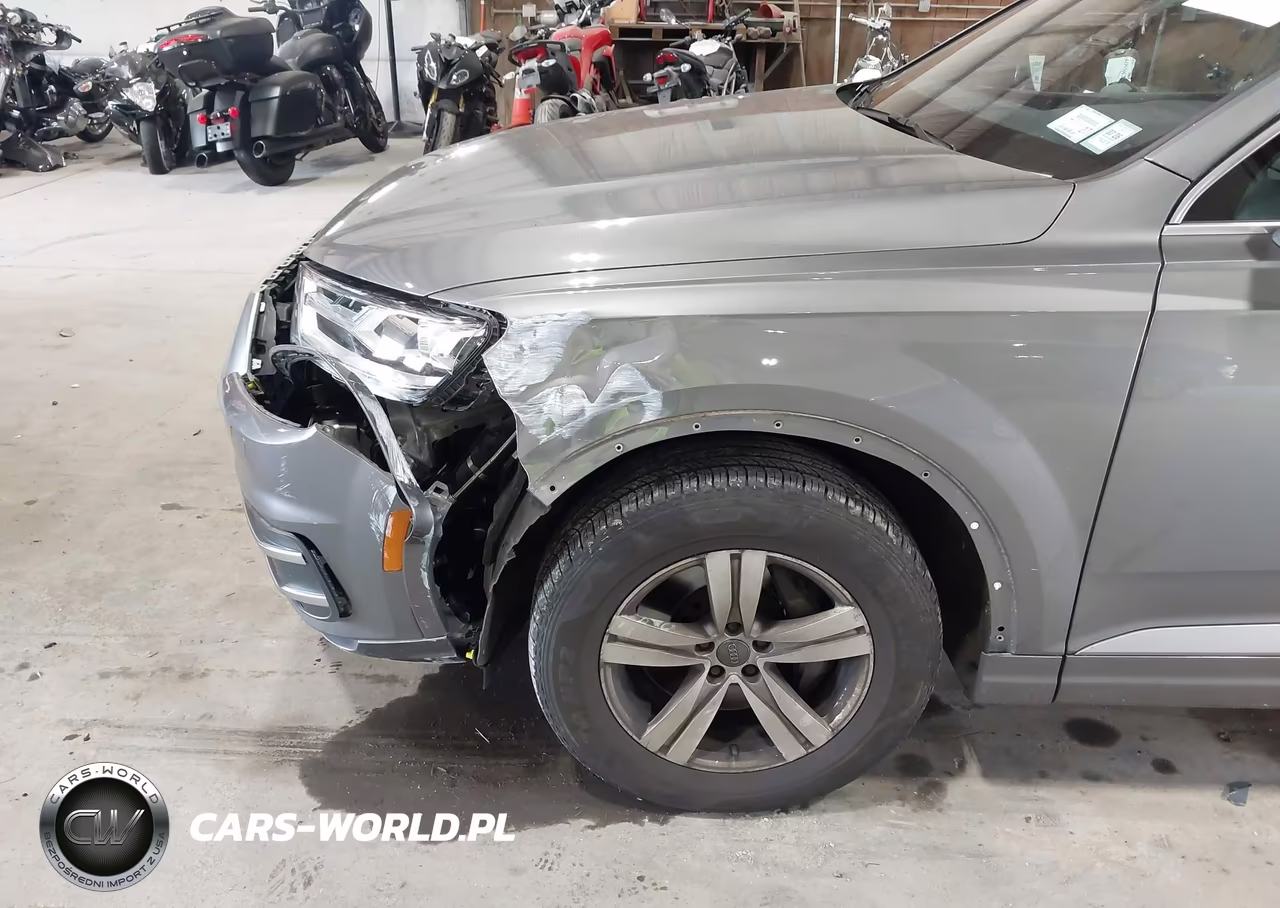 2017 Audi Q7 2.0T Premium VIN:WA1AHAF75HD058076 - 18