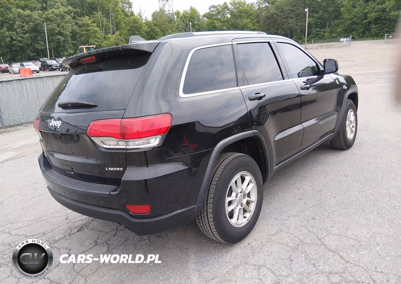 2019 Jeep Grand Cherokee Laredo E 4X4 VIN:1C4RJFAG3KC754238 - 4