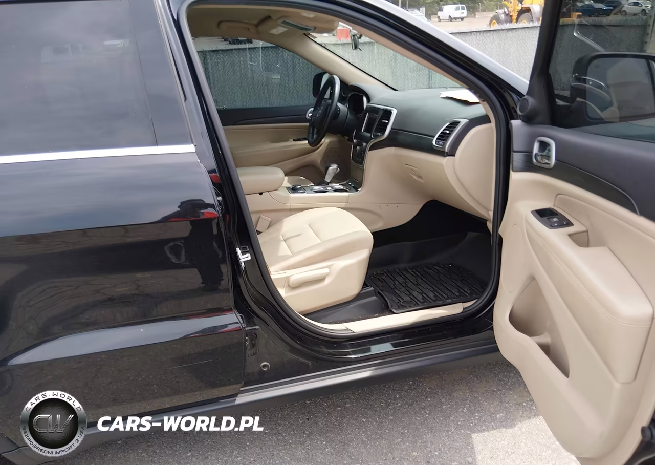 2019 Jeep Grand Cherokee Laredo E 4X4 VIN:1C4RJFAG3KC754238 - 5