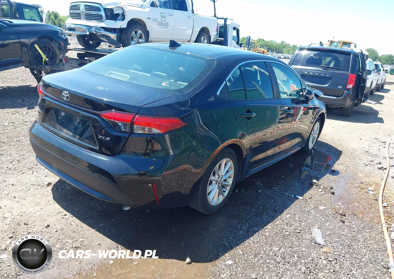 2022 Toyota Corolla Xle VIN:5YFFPMAE7NP279290 - 4