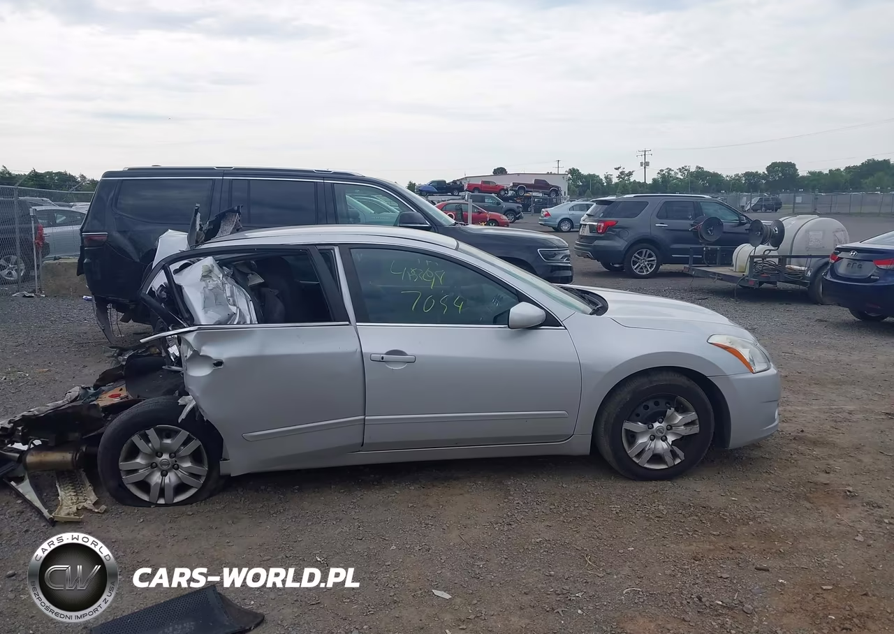 2011 Nissan Altima 2.5 S VIN:1N4AL2AP4BC151711 - 12