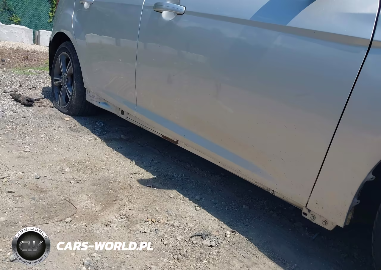 2014 Ford Focus Se VIN:1FADP3K22EL303340 - 13