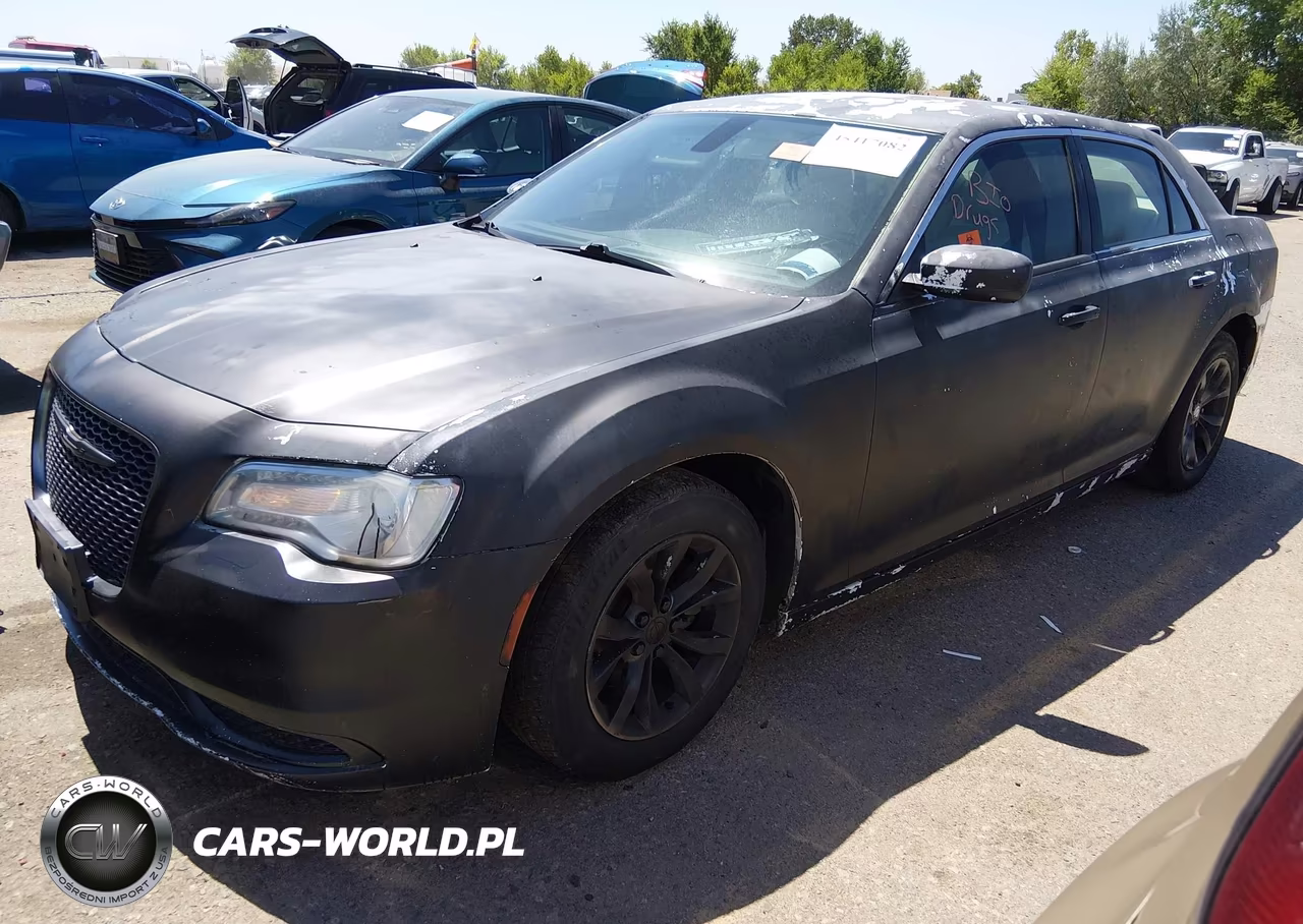2015 Chrysler 300 Limited VIN:2C3CCAAG5FH828897 - 2